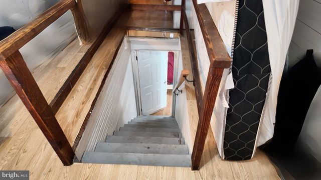 98 RAILROAD AVE, Penns Grove, NJ 08069