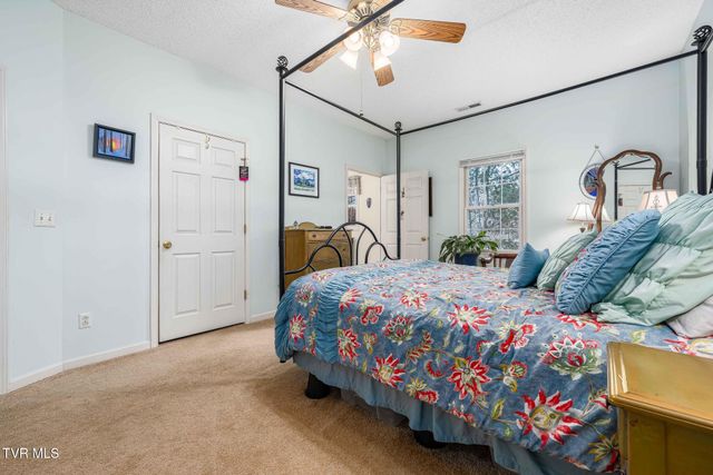 7 Cherokee Ridge Court 7, Johnson City, TN 37604