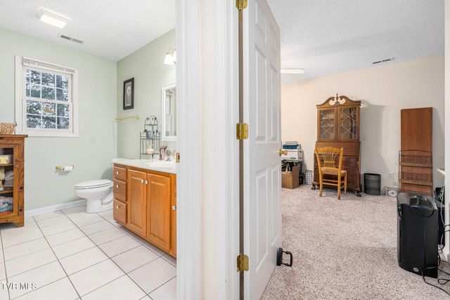 7 Cherokee Ridge Court 7, Johnson City, TN 37604