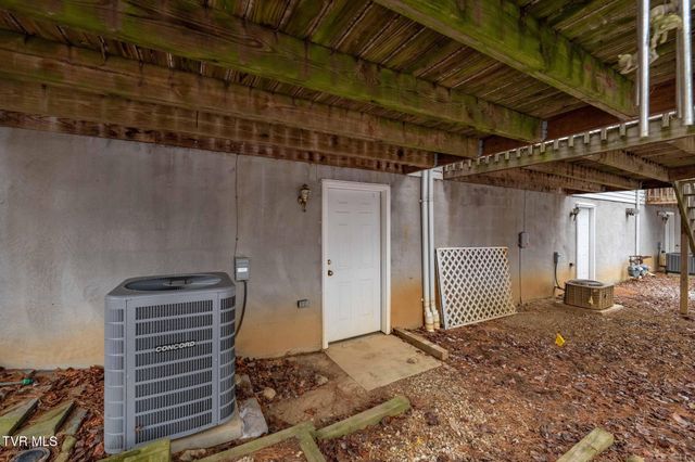 7 Cherokee Ridge Court 7, Johnson City, TN 37604