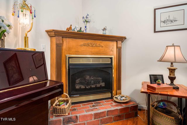 7 Cherokee Ridge Court 7, Johnson City, TN 37604