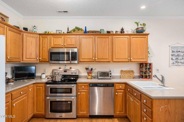 7 Cherokee Ridge Court 7, Johnson City, TN 37604