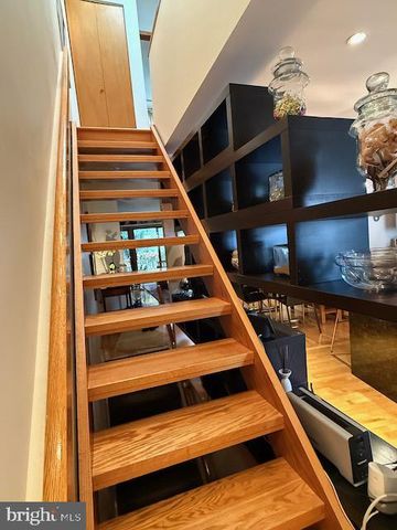 642 FITZWATER ST, Philadelphia, PA 19147
