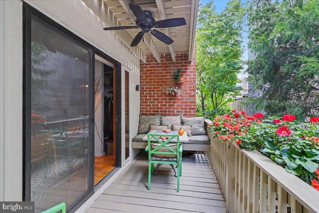 642 FITZWATER ST, Philadelphia, PA 19147