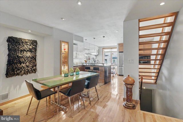 642 FITZWATER ST, Philadelphia, PA 19147