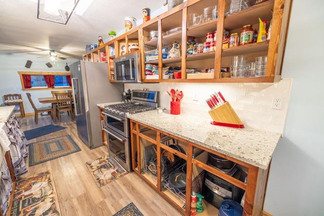 1208 S Cedar Street, Belton, MO 64012