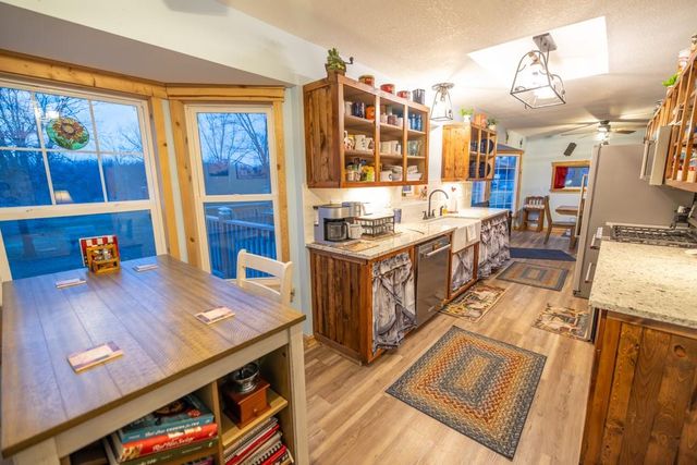 1208 S Cedar Street, Belton, MO 64012