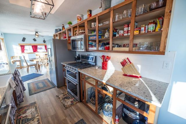 1208 S Cedar Street, Belton, MO 64012