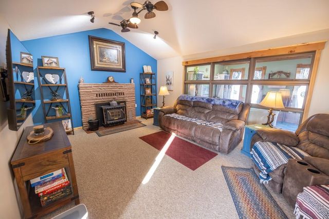 1208 S Cedar Street, Belton, MO 64012