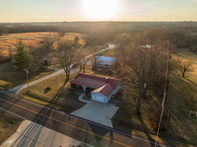 1208 S Cedar Street, Belton, MO 64012