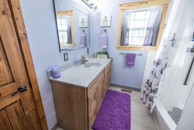 1208 S Cedar Street, Belton, MO 64012