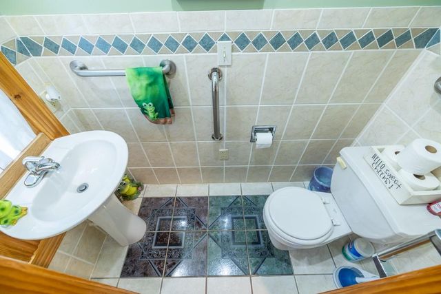 1208 S Cedar Street, Belton, MO 64012