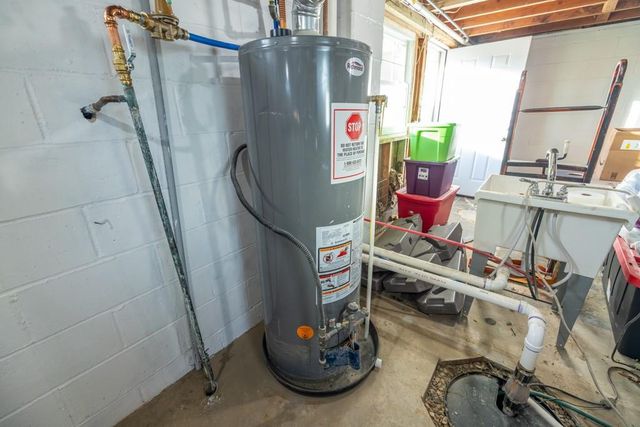 1208 S Cedar Street, Belton, MO 64012