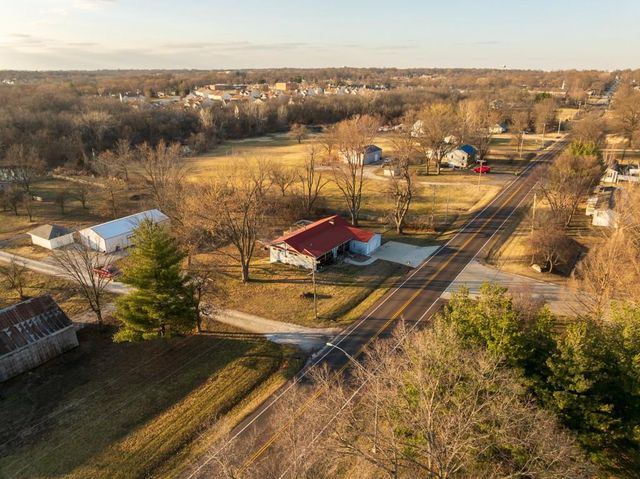 1208 S Cedar Street, Belton, MO 64012