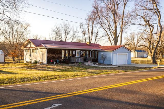 1208 S Cedar Street, Belton, MO 64012