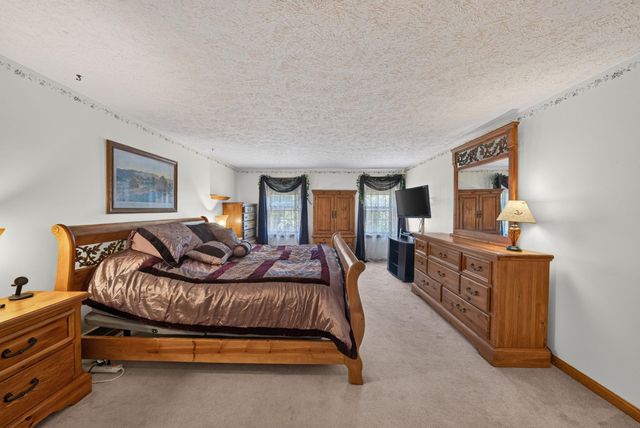 177 Ridge Road, Nashua, NH 03062
