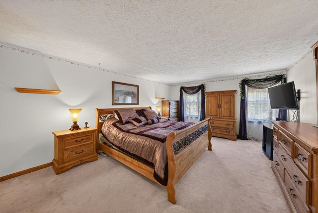 177 Ridge Road, Nashua, NH 03062