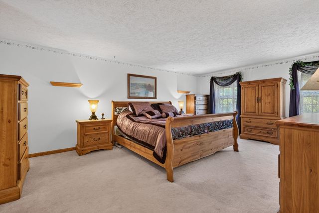 177 Ridge Road, Nashua, NH 03062