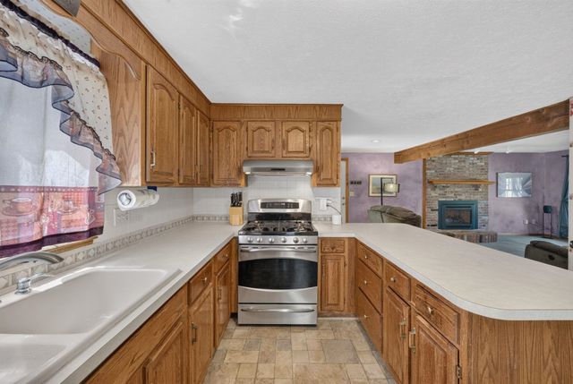 177 Ridge Road, Nashua, NH 03062