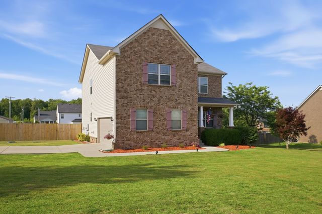 1026 Pinnacle Hills Dr, Murfreesboro, TN 37128