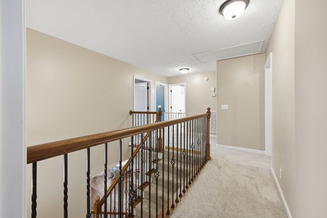 1026 Pinnacle Hills Dr, Murfreesboro, TN 37128