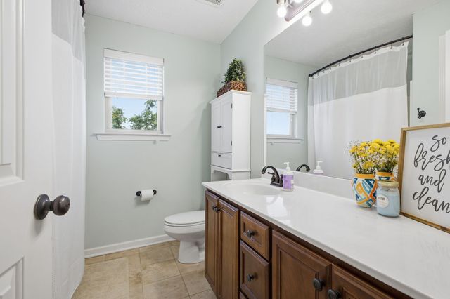 1026 Pinnacle Hills Dr, Murfreesboro, TN 37128
