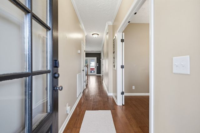1026 Pinnacle Hills Dr, Murfreesboro, TN 37128