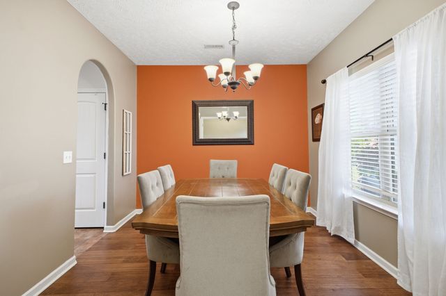 1026 Pinnacle Hills Dr, Murfreesboro, TN 37128