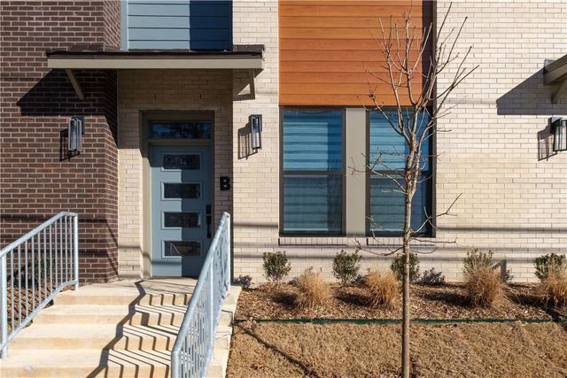 303 Park Street B, Springdale, AR 72764