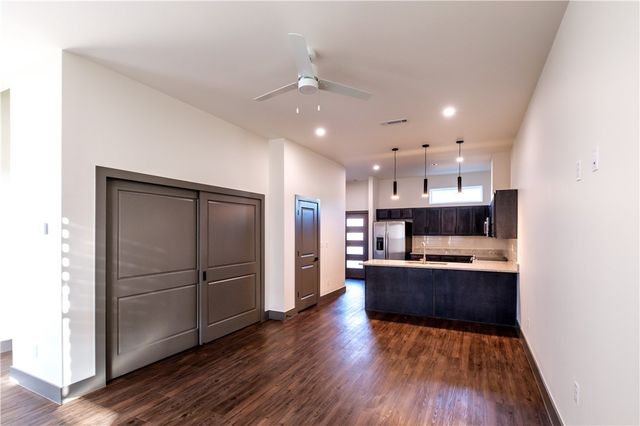 303 Park Street B, Springdale, AR 72764