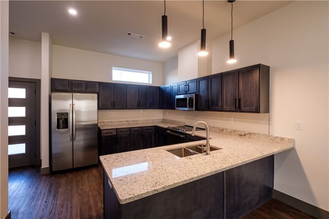 303 Park Street B, Springdale, AR 72764