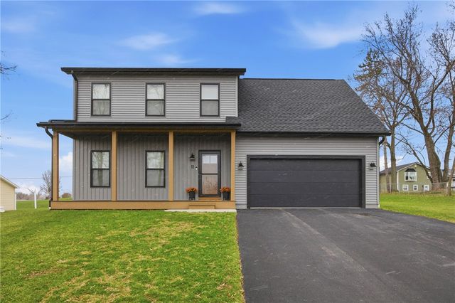 11 Berry Grove Lane West, Clarkson, NY 14420