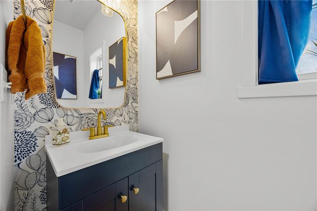 11 Berry Grove Lane West, Clarkson, NY 14420