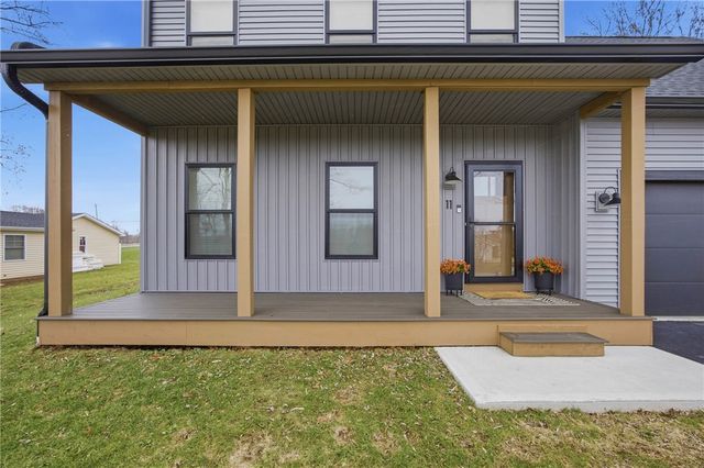 11 Berry Grove Lane West, Clarkson, NY 14420