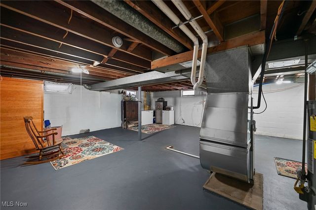 7647 Connelly Road, Masury, OH 44438