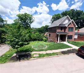 318 Garland St, Edgewood, PA 15218