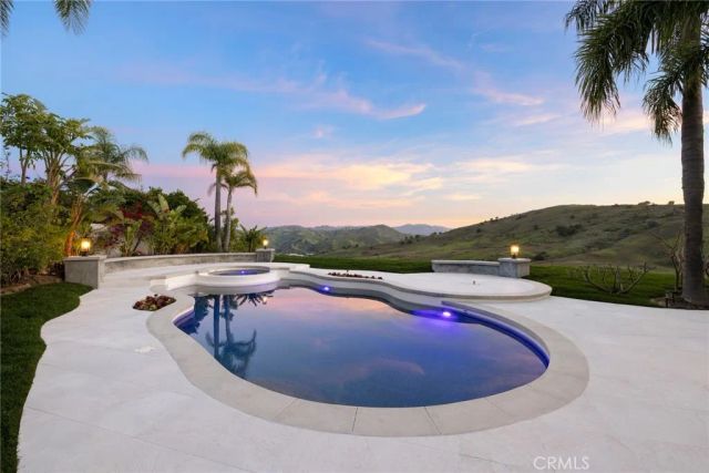5704 Lyon Court, Calabasas, CA 91302