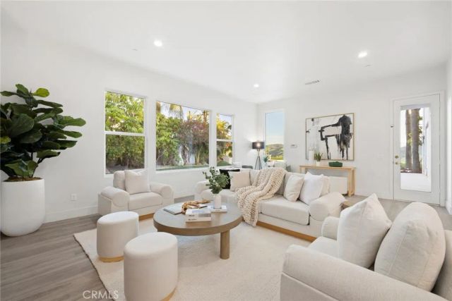 5704 Lyon Court, Calabasas, CA 91302