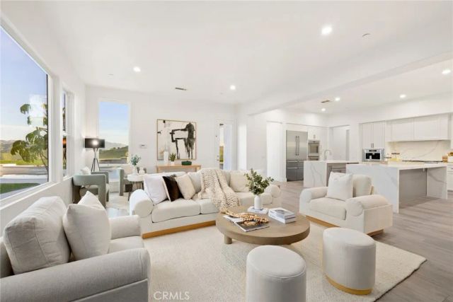 5704 Lyon Court, Calabasas, CA 91302