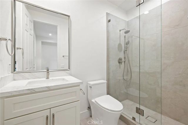 5704 Lyon Court, Calabasas, CA 91302