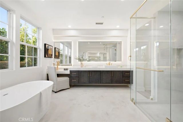 5704 Lyon Court, Calabasas, CA 91302