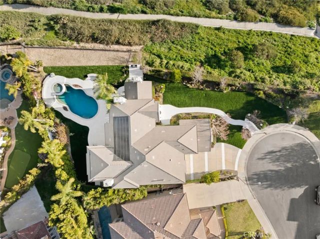 5704 Lyon Court, Calabasas, CA 91302