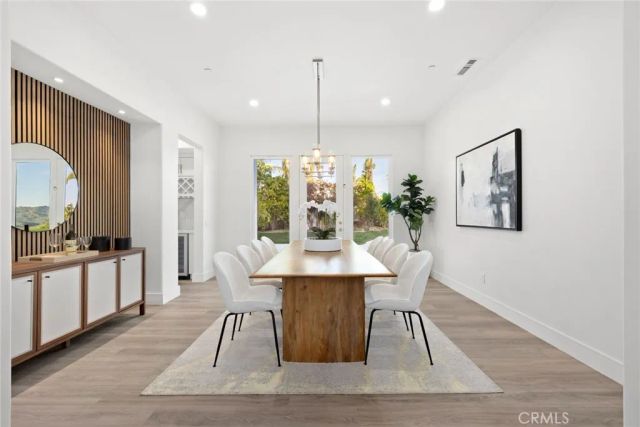 5704 Lyon Court, Calabasas, CA 91302