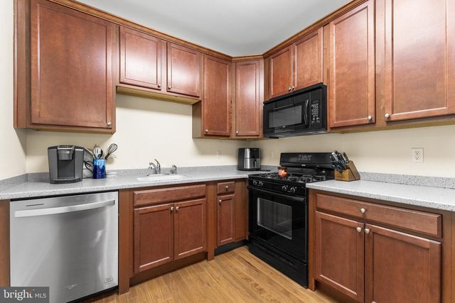 234 BREEDERS CUP DR, Cherry Hill, NJ 08002