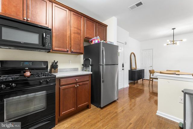 234 BREEDERS CUP DR, Cherry Hill, NJ 08002