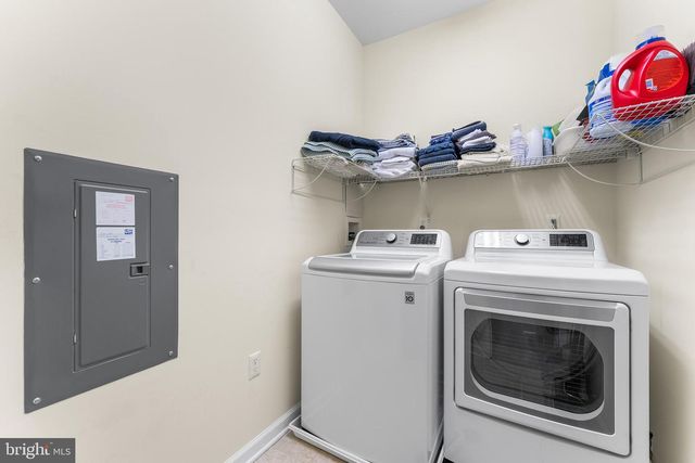 234 BREEDERS CUP DR, Cherry Hill, NJ 08002