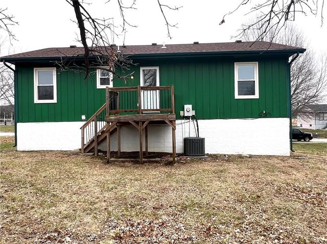 606 Younger Drive, Harrisonville, MO 64701