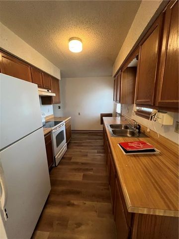 606 Younger Drive, Harrisonville, MO 64701