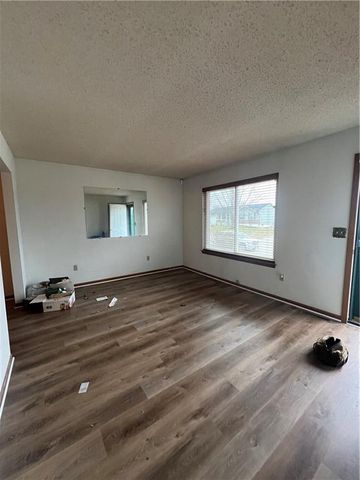 606 Younger Drive, Harrisonville, MO 64701