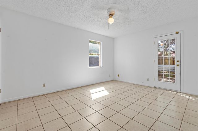 6 El Sol ST, Wimberley, TX 78676